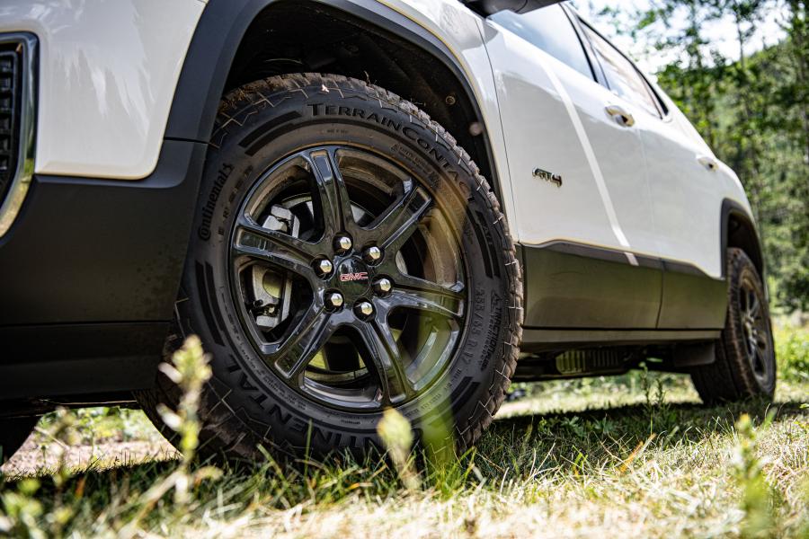 Колеса GMC Acadia AT4 2019 года  (фото 11 из 18)